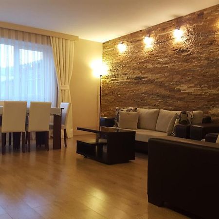 Apartment Rustaveli 1 Tbilisi Bagian luar foto