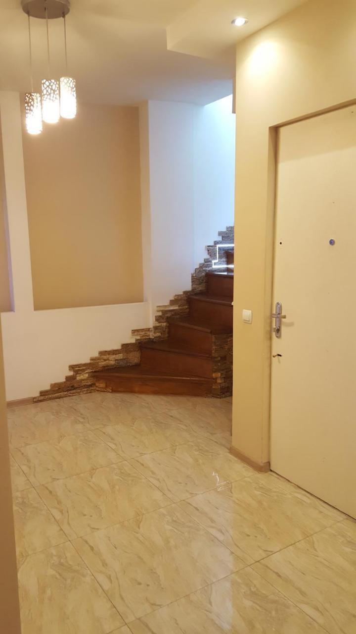 Apartment Rustaveli 1 Tbilisi Bagian luar foto